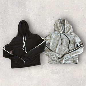 ⭐️ 2 Girls M Black & Grey Feathers Hooded Sweatshirts